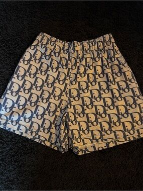 Bravest Studios | Shorts | Bravest Studios Gucci Shorts Size M
